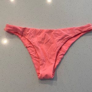 Beach Bunny Coral Pink Bikini Bottoms Classic Low-Rise Swimwear Versatile Size M